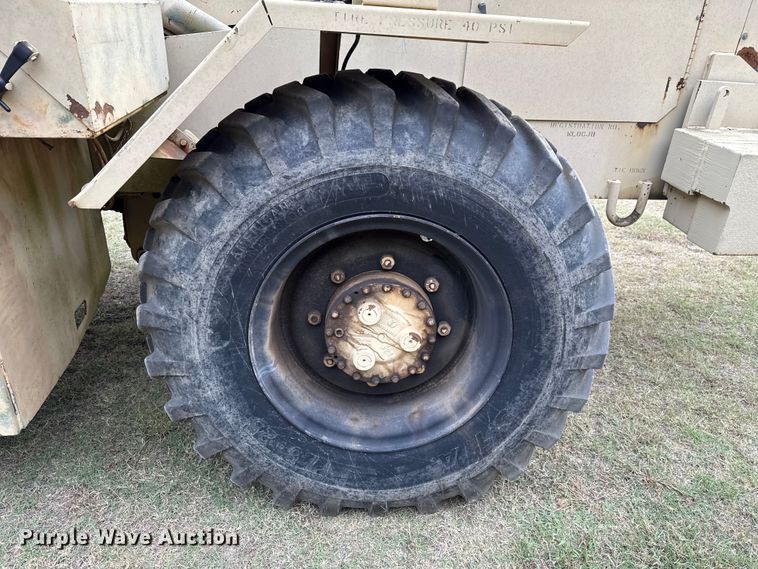 image for item EU5051 1990 Skytrak 6000M telehandler