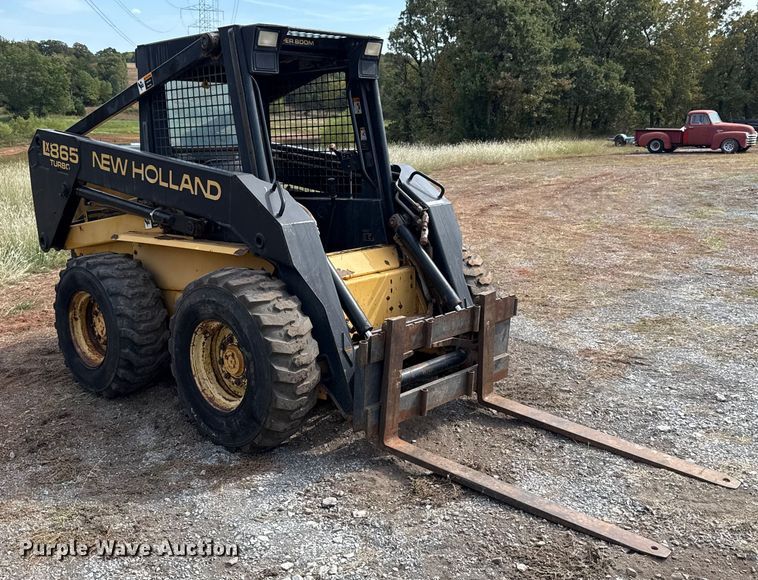 image for item EU5054 1997 New Holland LX865 skid steer loader