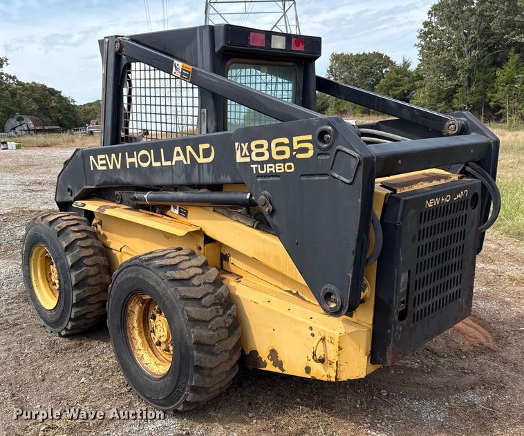 image for item EU5054 1997 New Holland LX865 skid steer loader