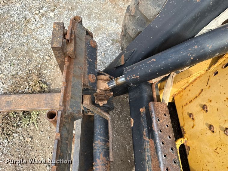 image for item EU5054 1997 New Holland LX865 skid steer loader