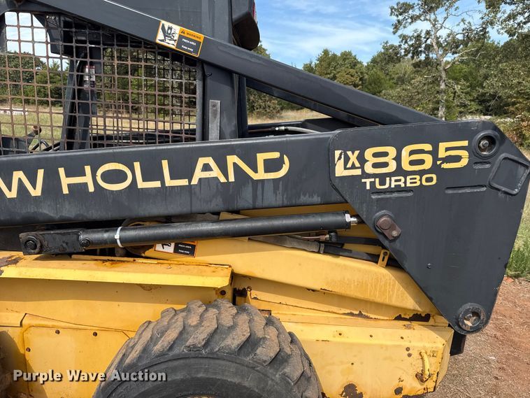 image for item EU5054 1997 New Holland LX865 skid steer loader