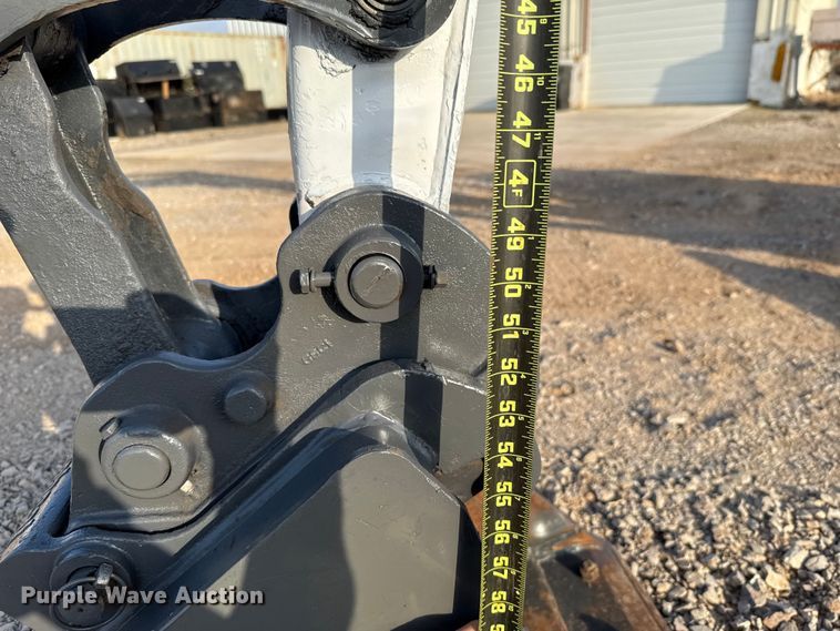 image for item EU5065 2013 Bobcat E35 mini excavator