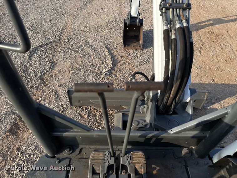 image for item EU5065 2013 Bobcat E35 mini excavator