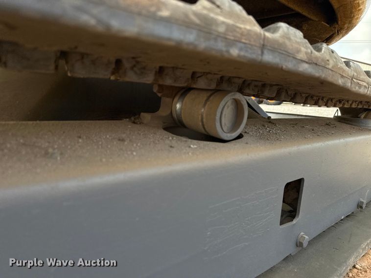 image for item EU5066 2014 John Deere 27D mini excavator