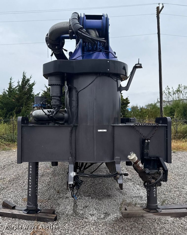 image for item EU5084 2015 Sky-Com ICS-120-1 hydrovac extension bed