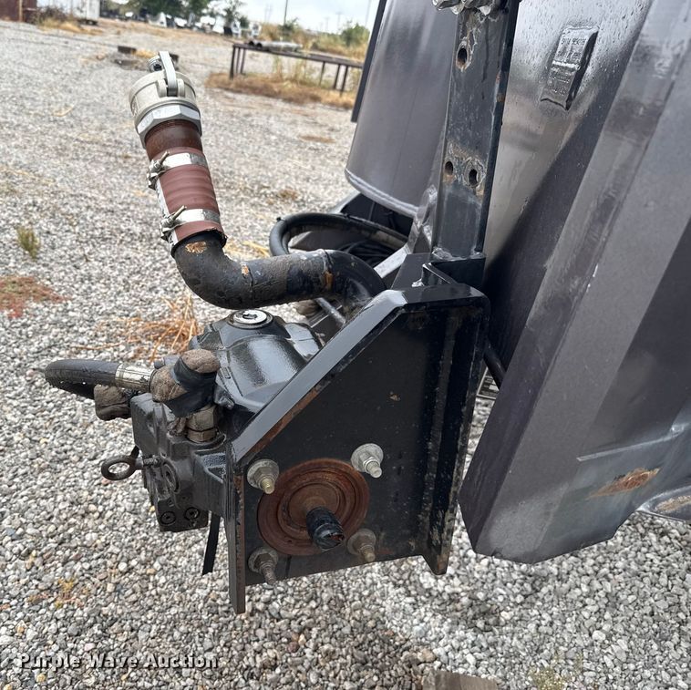 image for item EU5084 2015 Sky-Com ICS-120-1 hydrovac extension bed