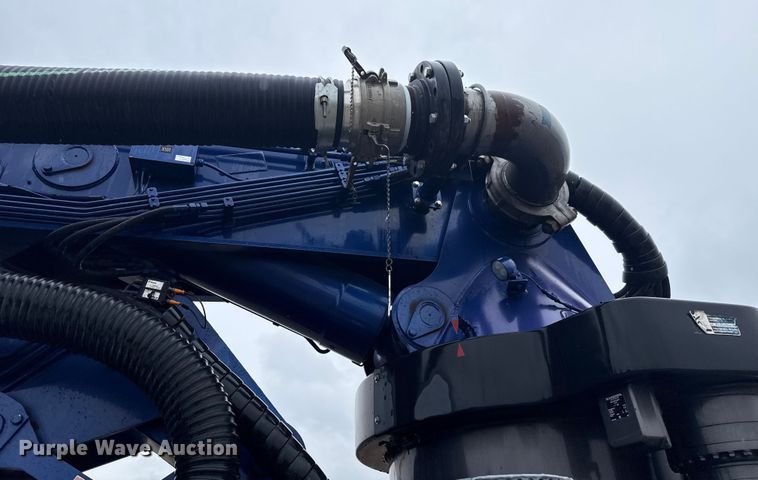 image for item EU5084 2015 Sky-Com ICS-120-1 hydrovac extension bed