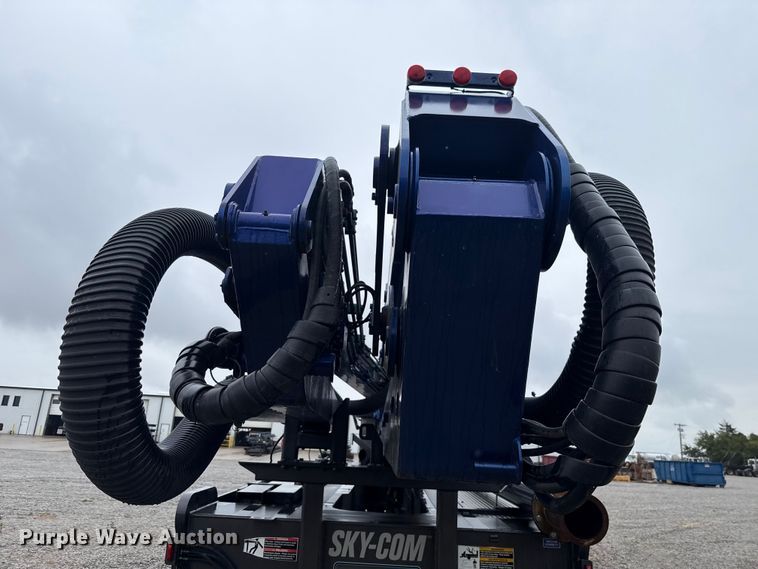 image for item EU5084 2015 Sky-Com ICS-120-1 hydrovac extension bed