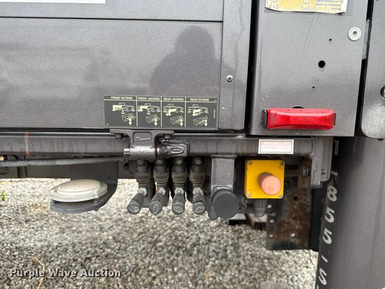 image for item EU5084 2015 Sky-Com ICS-120-1 hydrovac extension bed