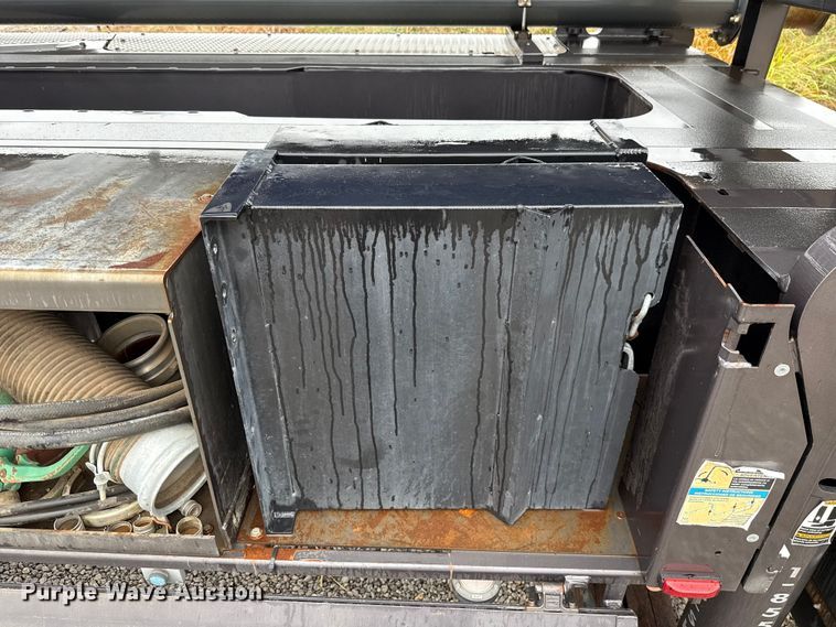 image for item EU5084 2015 Sky-Com ICS-120-1 hydrovac extension bed