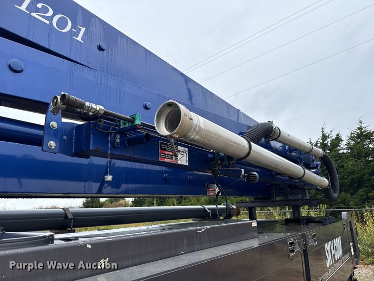 image for item EU5084 2015 Sky-Com ICS-120-1 hydrovac extension bed