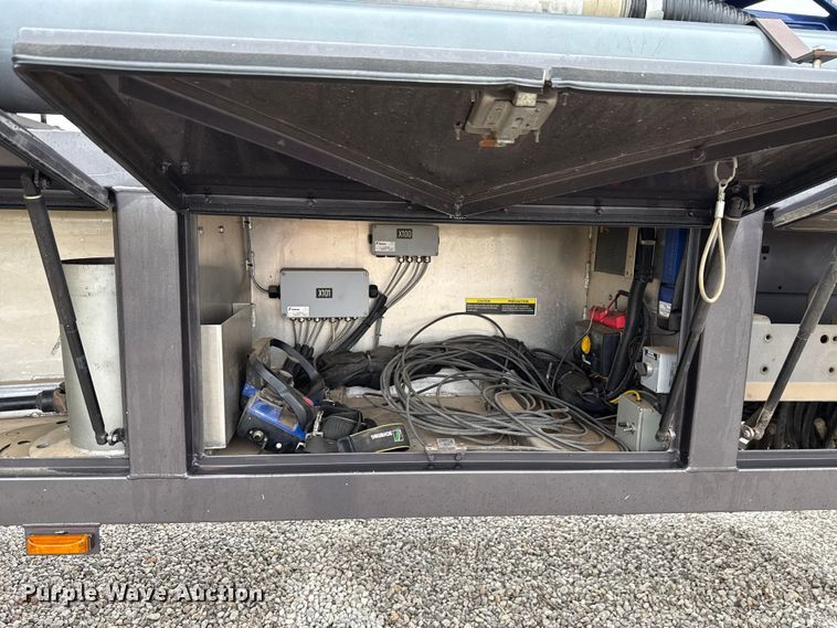 image for item EU5084 2015 Sky-Com ICS-120-1 hydrovac extension bed