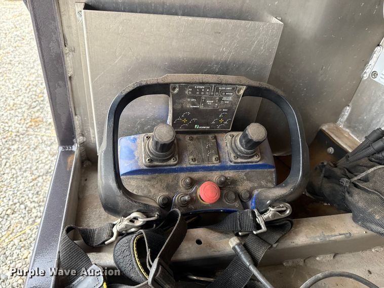 image for item EU5084 2015 Sky-Com ICS-120-1 hydrovac extension bed