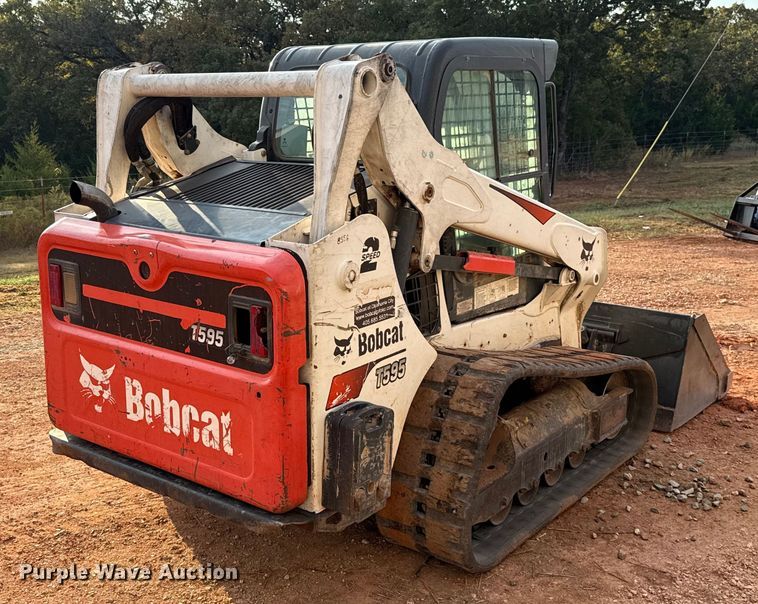 MINI CARGADOR SOBRE ORUGAS 2017 BOBCAT T595