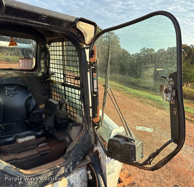 image for item EU5085 2017 Bobcat T595 tracked skid steer loader