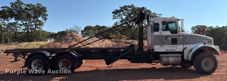 image for item EU5086 1996 Kenworth W900B roll-off container truck