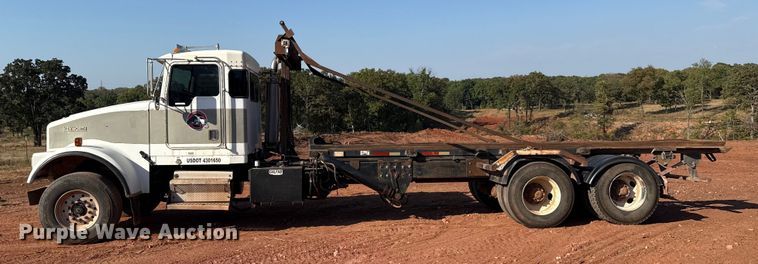 image for item EU5086 1996 Kenworth W900B roll-off container truck