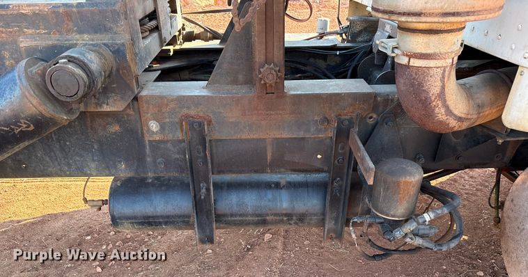 image for item EU5086 1996 Kenworth W900B roll-off container truck