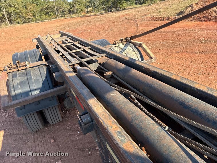 image for item EU5086 1996 Kenworth W900B roll-off container truck