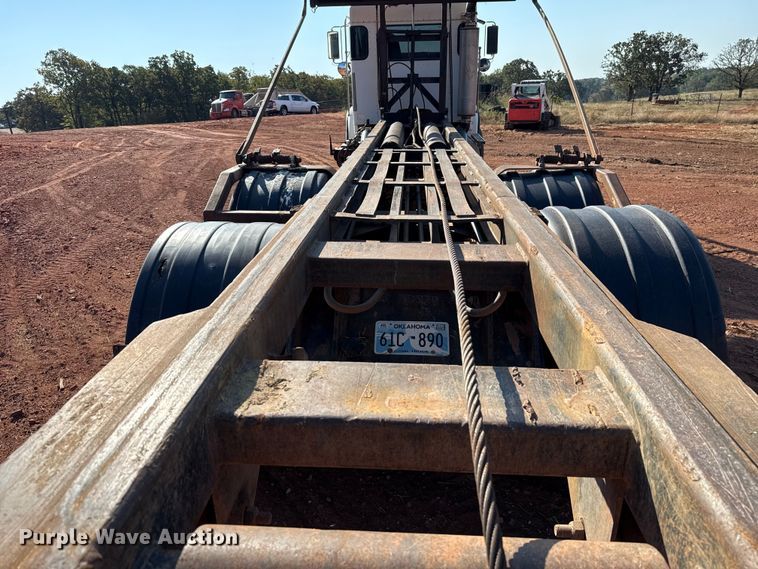 image for item EU5086 1996 Kenworth W900B roll-off container truck