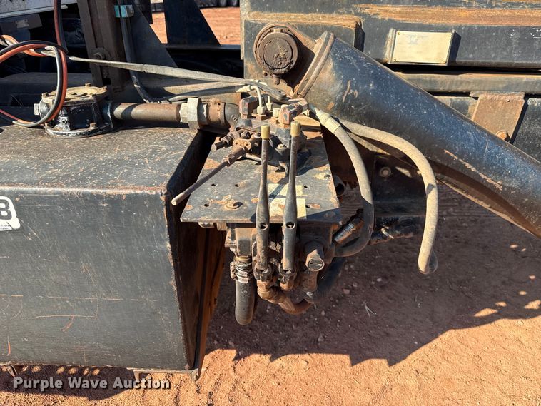 image for item EU5086 1996 Kenworth W900B roll-off container truck