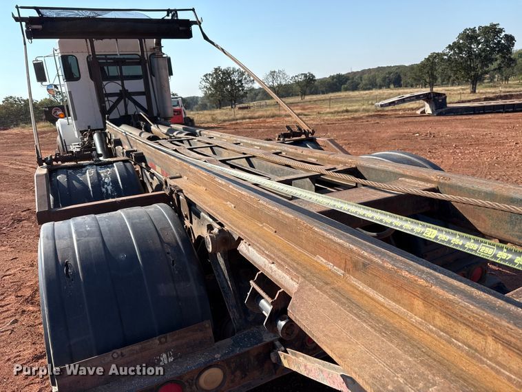 image for item EU5086 1996 Kenworth W900B roll-off container truck