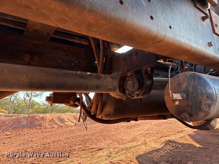 image for item EU5086 1996 Kenworth W900B roll-off container truck