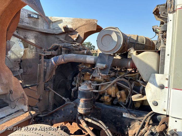 image for item EU5086 1996 Kenworth W900B roll-off container truck