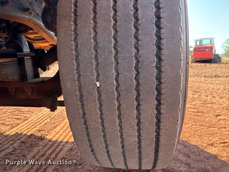 image for item EU5086 1996 Kenworth W900B roll-off container truck