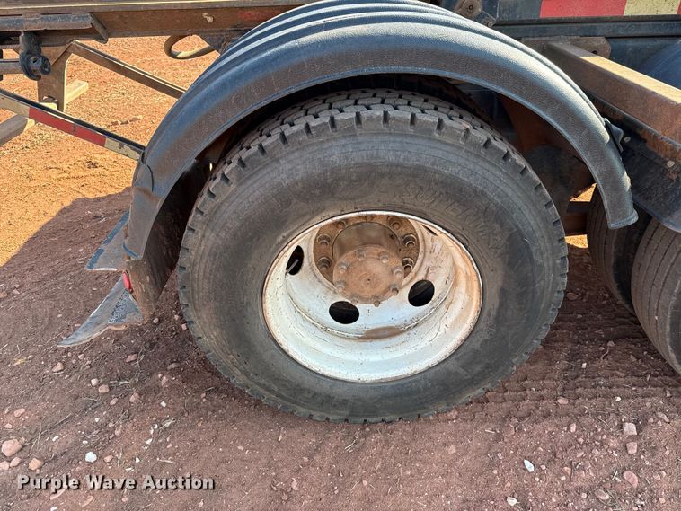 image for item EU5086 1996 Kenworth W900B roll-off container truck