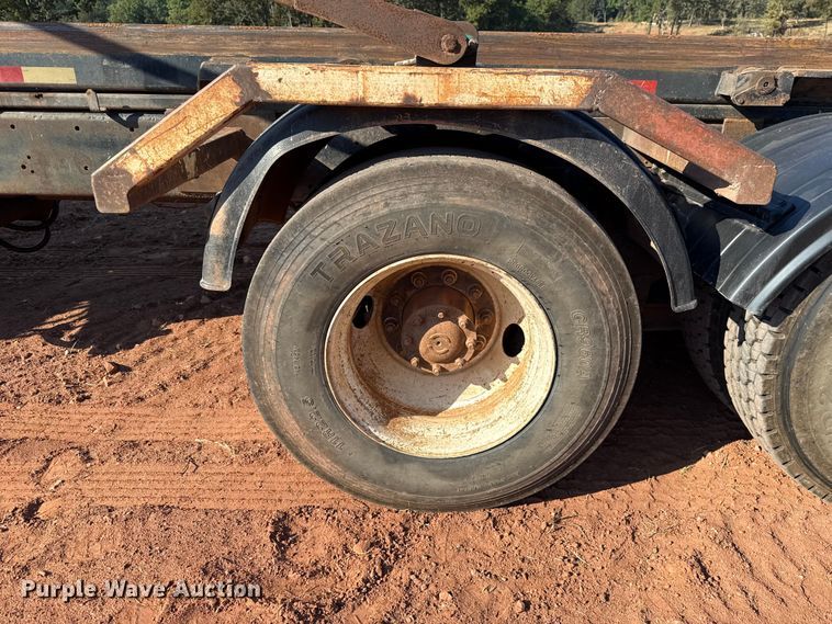 image for item EU5086 1996 Kenworth W900B roll-off container truck