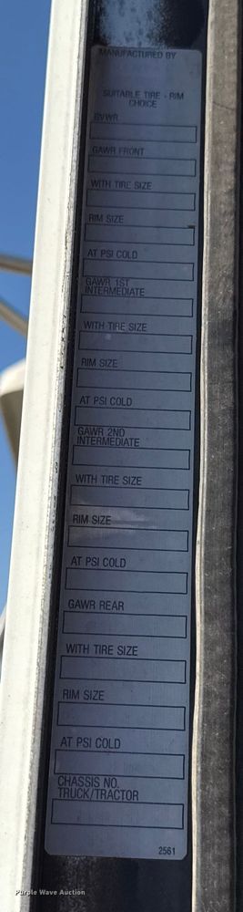 image for item EU5086 1996 Kenworth W900B roll-off container truck