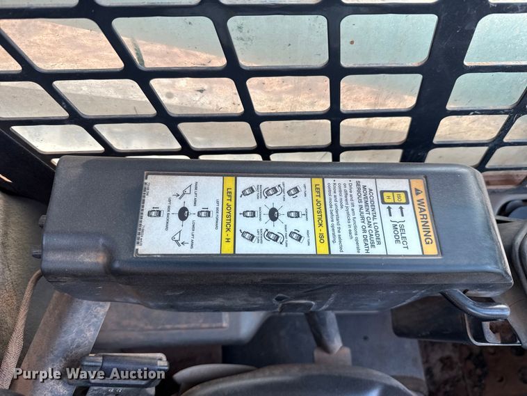 image for item EU5088 2016 Bobcat T595 tracked skid steer loader