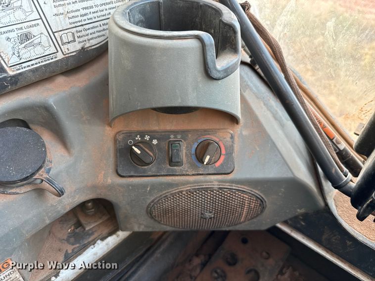 image for item EU5088 2016 Bobcat T595 tracked skid steer loader