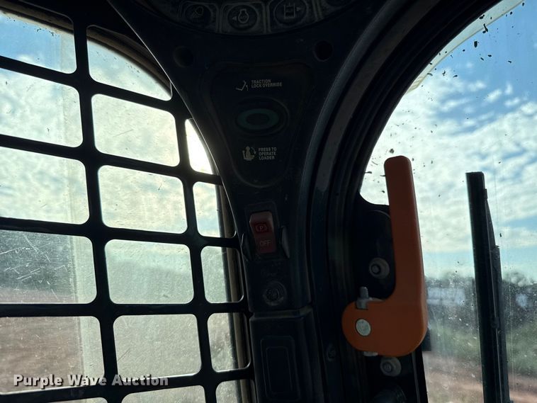 image for item EU5088 2016 Bobcat T595 tracked skid steer loader