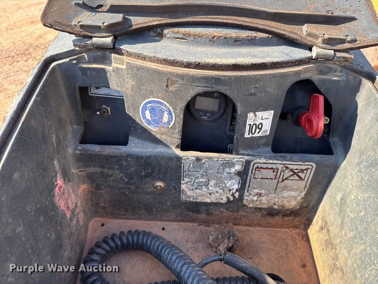 image for item EU5091 Bomag BMP8500 trench compactor