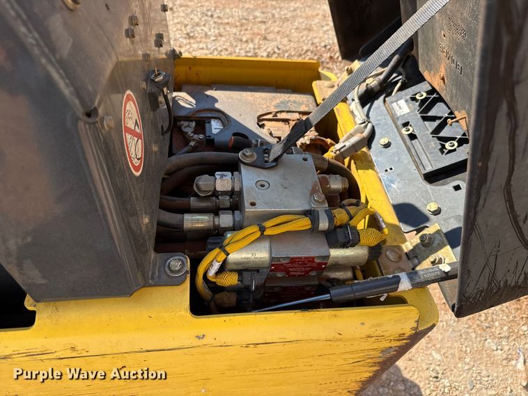 image for item EU5091 Bomag BMP8500 trench compactor