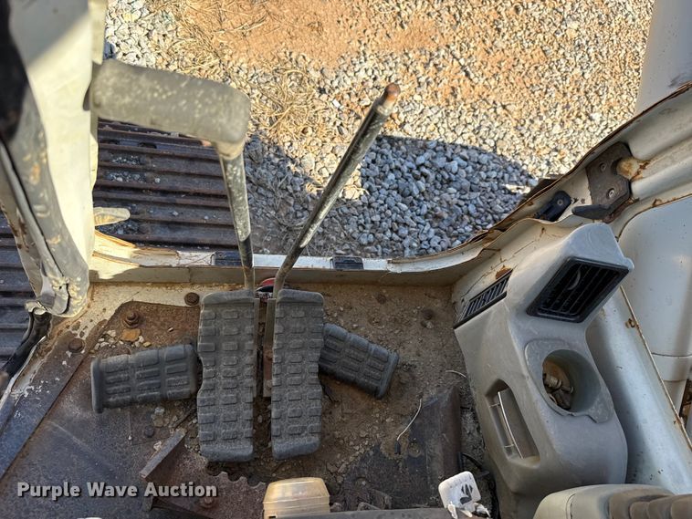 image for item EU5094 Link-Belt 225 excavator