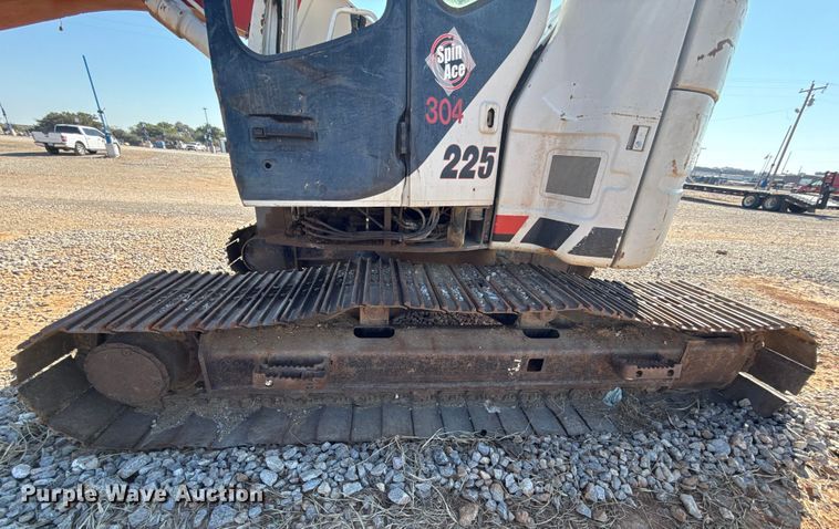 image for item EU5094 Link-Belt 225 excavator