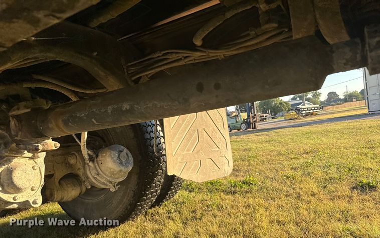 image for item EU6032 1990 White GMC dump truck