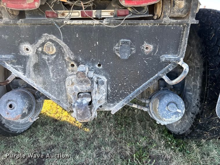 image for item EU6032 1990 White GMC dump truck