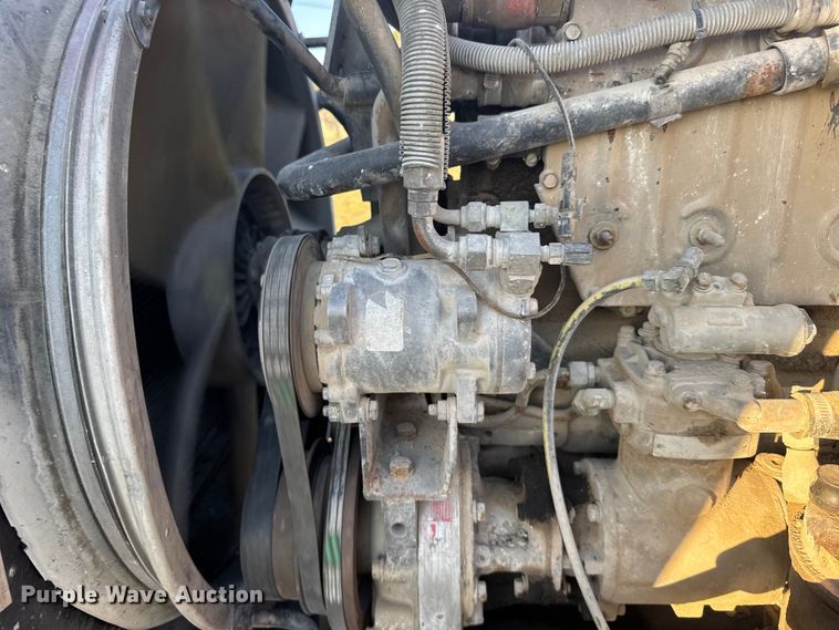 image for item EU6032 1990 White GMC dump truck