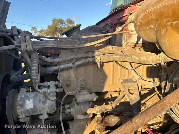 image for item EU6032 1990 White GMC dump truck