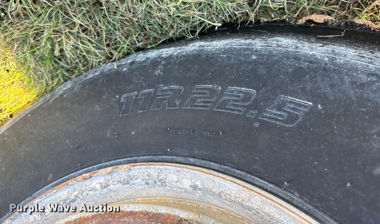 image for item EU6032 1990 White GMC dump truck