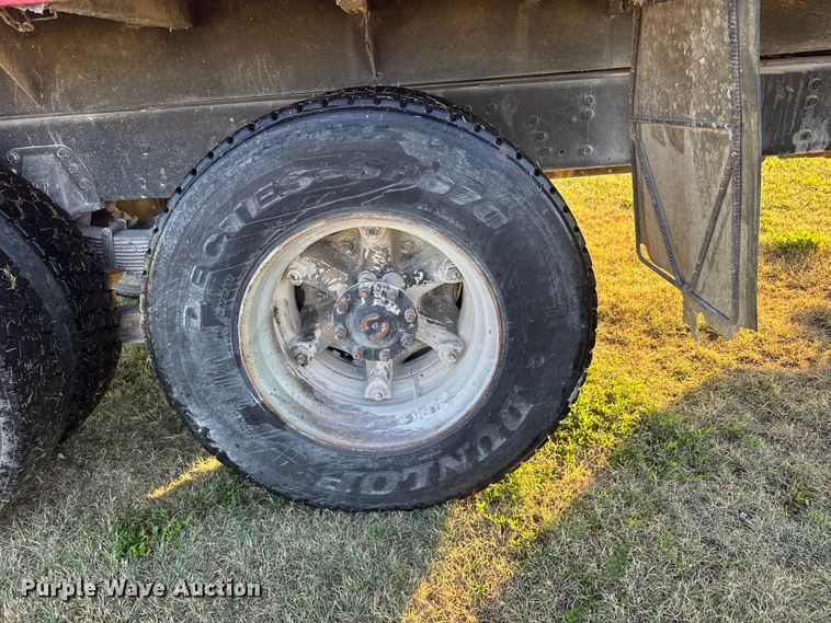 image for item EU6032 1990 White GMC dump truck