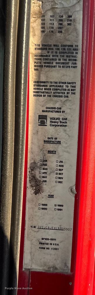 image for item EU6032 1990 White GMC dump truck