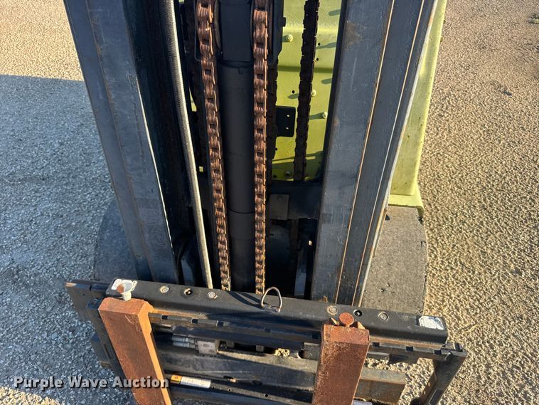 image for item EU6033 Clark GCX25 forklift