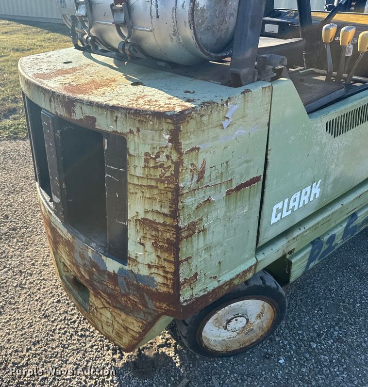 image for item EU6033 Clark GCX25 forklift