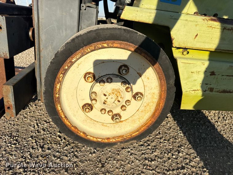 image for item EU6033 Clark GCX25 forklift