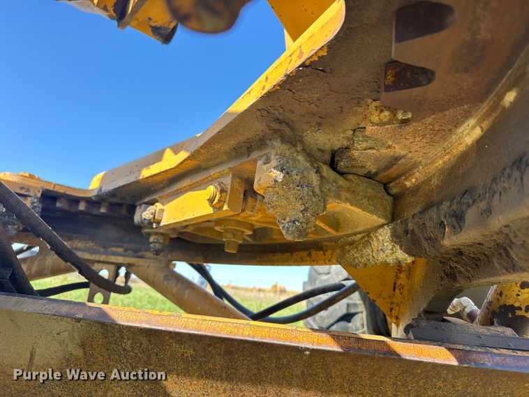 image for item EU6087 Dresser A500E motor grader